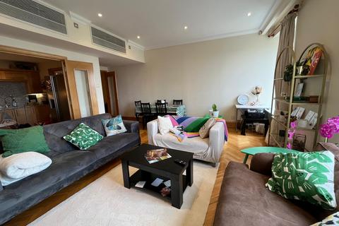 undefined, Whitehouse Apartments, London, SE1