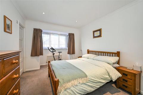 37 Bepton Down, Petersfield, GU31 4PR