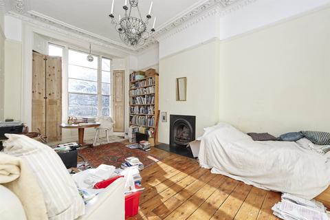 First Floor Flat, 19 Elgin Crescent, London, W11 2JD