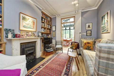 48 Ravenscourt Gardens, London, W6 0TU