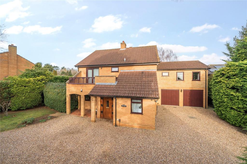 Rixon Close, Weston Favell, Northampton, NN3 5 bed detached house for