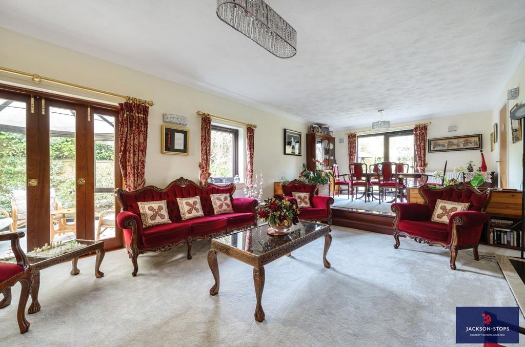 Sitting Room Area