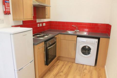 Studio to rent, Flat 8, Byron Works, 106 Lower Parliament Street, Nottingham, NG1 1EN