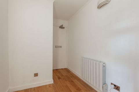 2j Fair A Far, Edinburgh, EH4 6QD