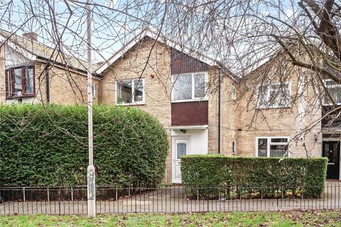 2 Lorden Walk, London, E2 6NL