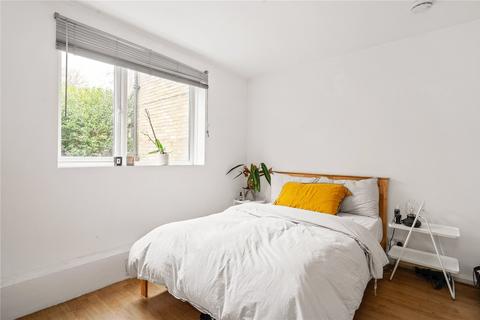 2 Lorden Walk, London, E2 6NL