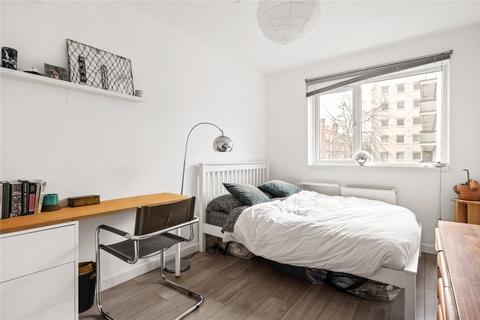 2 Lorden Walk, London, E2 6NL