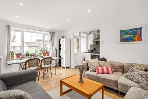 2 Lorden Walk, London, E2 6NL