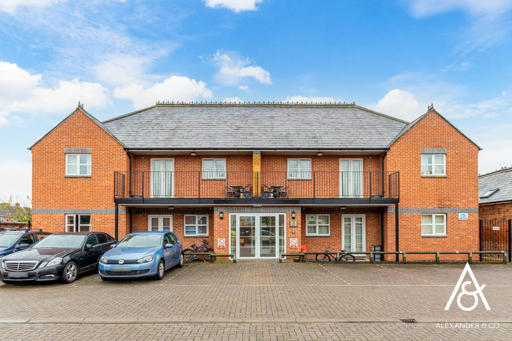 Stable Road, Bicester OX26 14 bed apartment for sale £2,250,000