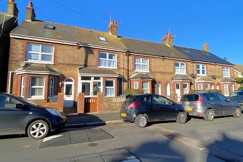 125 Downs Road, Walmer, Deal, CT14 7TF
