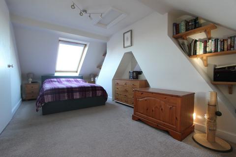 125 Downs Road, Walmer, Deal, CT14 7TF
