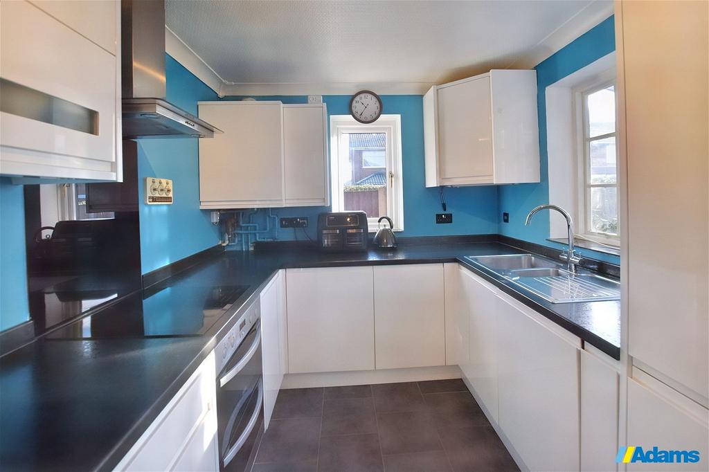 Kilsby Drive, Widnes 3 bed detached house for sale £335,000