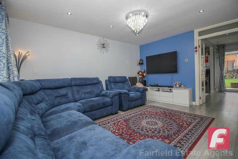 2 bedroom terraced house for sale, Silkmill Road, Oxhey