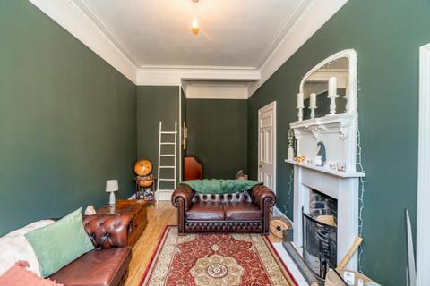 1 bedroom flat for sale, 220 (3F2) Bruntsfield Place, Edinburgh, EH10 4DE