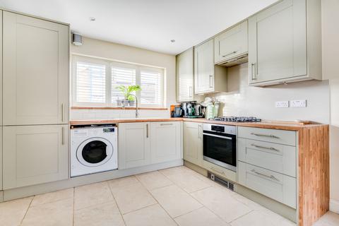 19 Coppard Gardens, Chessington, KT9 2GE