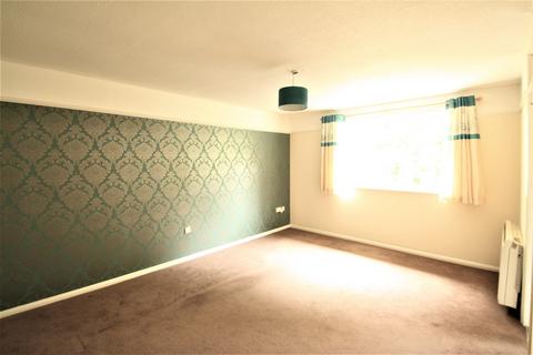 2 bedroom flat for sale, Valley Green, Hemel Hempstead, Hertfordshire, HP2