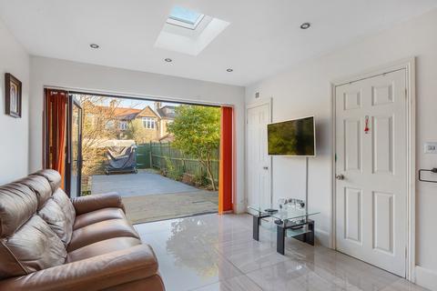 46 Curzon Road, London, W5 1NF
