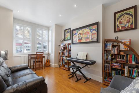 46 Curzon Road, London, W5 1NF