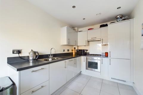 44 Tidman Road, Reading, RG2 0DE