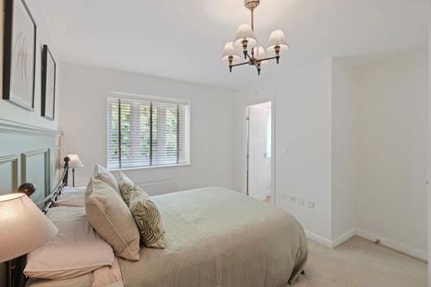 13 Baxterley Close, Redditch, B97 6QG