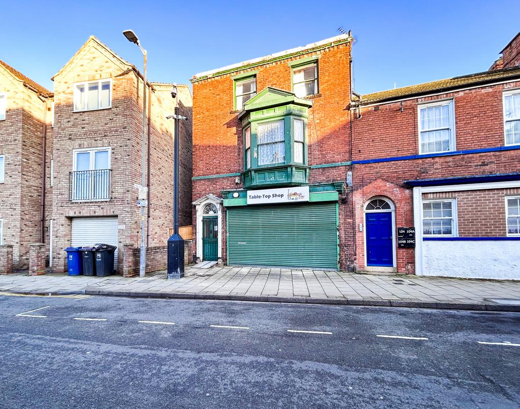 2 Bedroom Flat &amp; commercial premises for sale