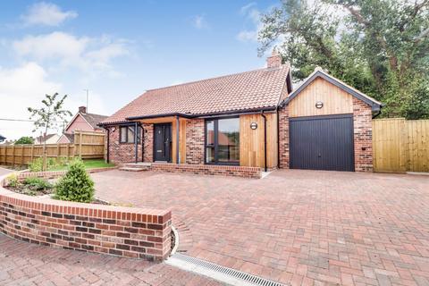 2 bedroom bungalow for sale, Nightingale Close, Melton, Woodbridge