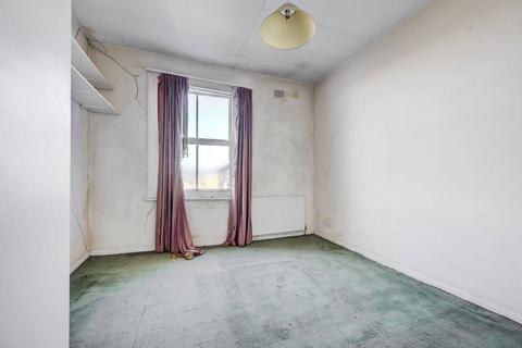 2 bedroom flat for sale, Bravington Road, Queen's Park, London, W9