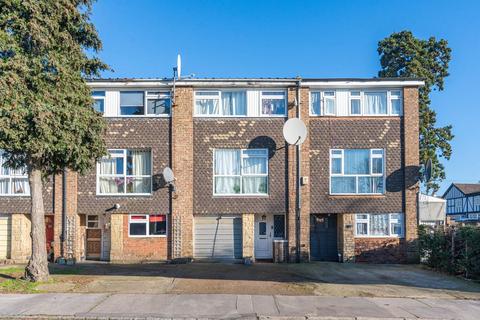 4 bedroom terraced house for sale - Hollman Gardens, Norbury, London, SW16