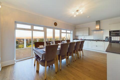 119 Atlantic Way, Westward Ho, Bideford, EX39 1JG