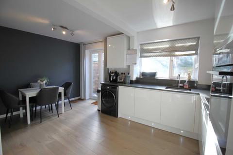 19 Willowdown, Weston-super-mare, BS22 9LX