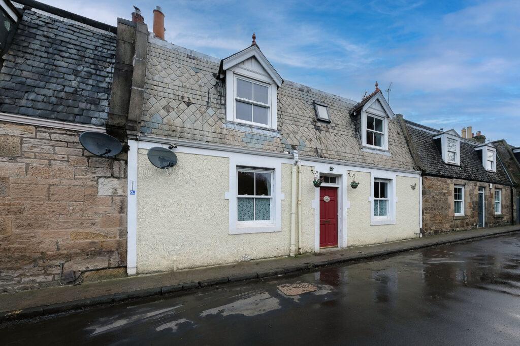 Hazelbank Cottage, 8 Quality Street Lane, EDINBURGH, EH4 5BU 3 bed
