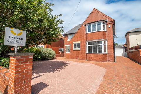 3 bedroom detached house for sale, Newbury Road, Lytham St Annes, FY8