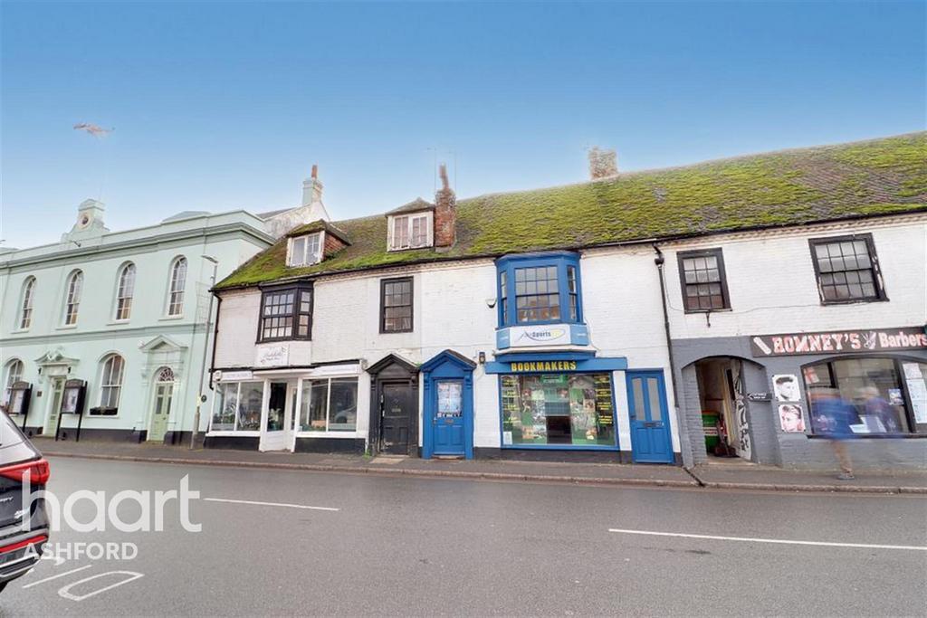 High Street, New Romney 2 bed flat to rent £800 pcm (£185 pw)