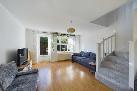 2 bedroom end of terrace house for sale, Autumn Glades, Leverstock Green