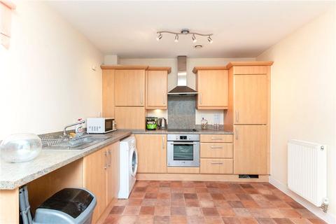 16 Bourdillon Gardens, Basingstoke, RG24 9GG