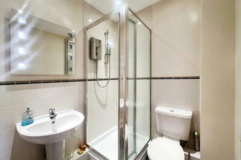 16 Bourdillon Gardens, Basingstoke, RG24 9GG