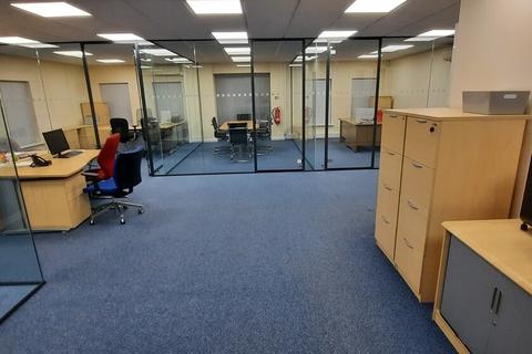 Office to rent, Boundary Way, Hemel Hempstead HP2