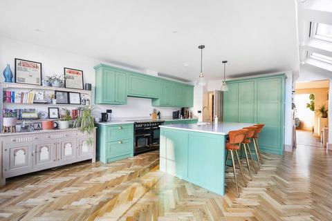 42 Revelon Road, Brockley, London, SE4 2PP