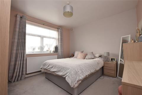 3 bedroom maisonette for sale, Whalebone Grove, Chadwell Heath, Romford, RM6
