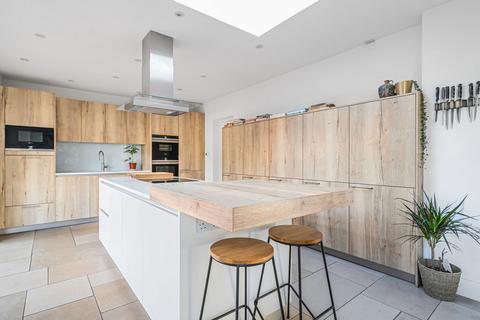 101 Downs Road, South Wonston, Winchester, SO21 3EH