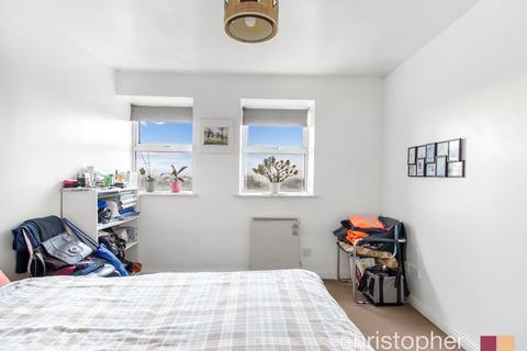 Flat 35, Trinity House Trinity Lane, Waltham Cross, EN8 7EF