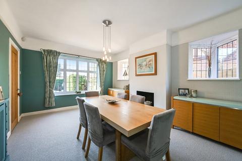 2 Durford Road, Petersfield, GU31 4EW