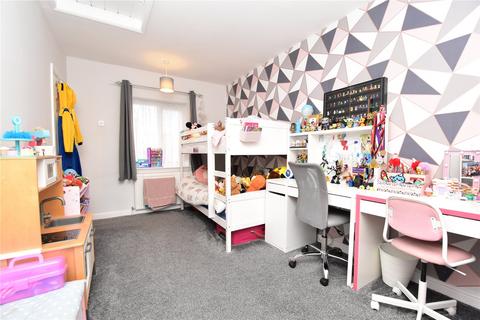 55 Hillside Road, Dartford, DA1 3NT