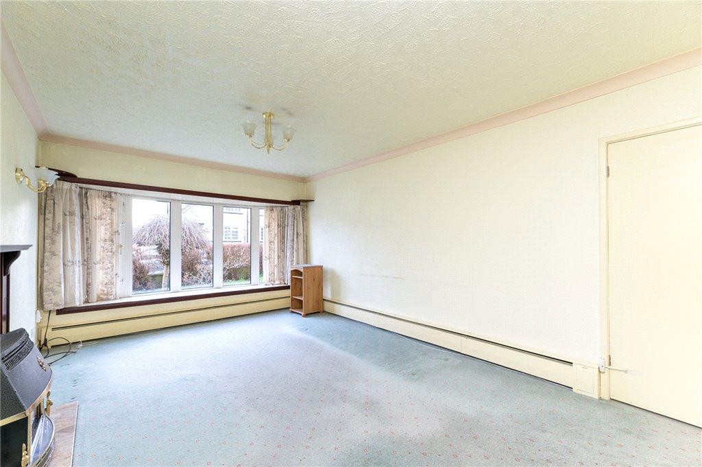 Woodland Grove, Bradford, BD9 4 bed detached house for sale £310,000