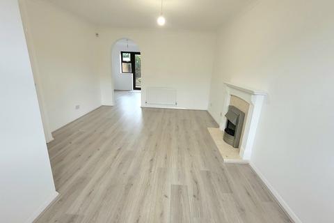 3 bedroom detached house to rent, Old Oak Close, Aldridge, Walsall, West Midlands, WS9