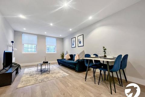 1 bedroom flat to rent, High Street, Chatham, Kent, ME4