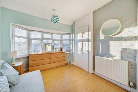 33 Walton Avenue, Cheam, Sutton, SM3 9UA