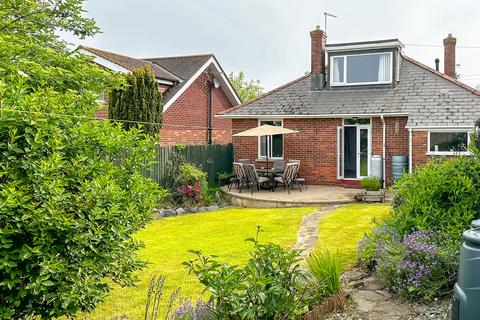 2 bedroom detached bungalow for sale, Parkside Crescent, Exeter