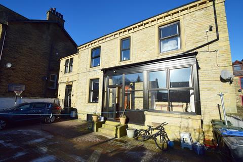 6 bedroom detached house for sale, Earl Street, Keighley BD21