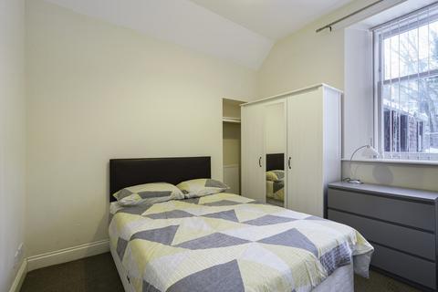undefined, Menzies Road Flat A, Aberdeen